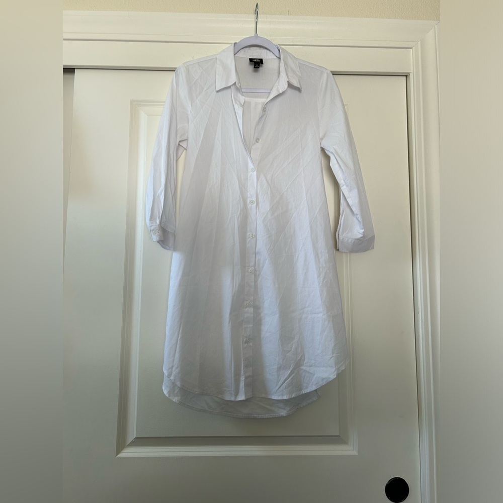 Bobeau White Dress Shirt with Three-Quarter Sleeves NWOT